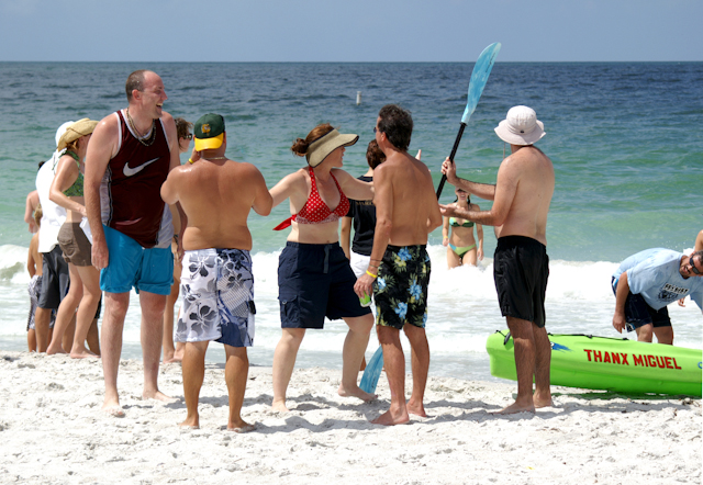 Tricia tries to separate rival kayaking gangs.